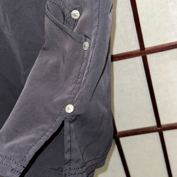 Beyond Scrubs Grey top size XS - Picture 4 of 9